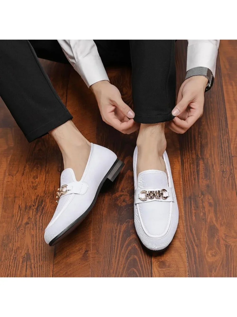 Men's White Velvet Gold Horse Bit Classic Loafer Slip On Casual Dress Shoes